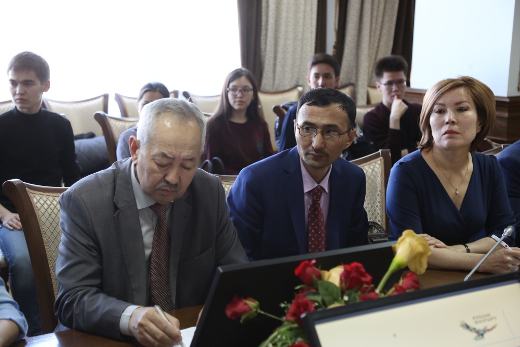 Astanada ortalyq saraptama keńesiniń kezekti májilisi ótti