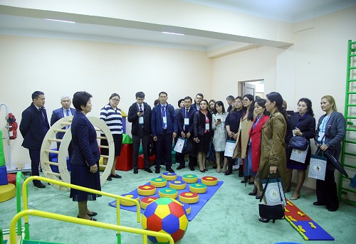 Almatyda pedagogıkalyq-psıhologııalyq túzetý ortalyǵy ashyldy
