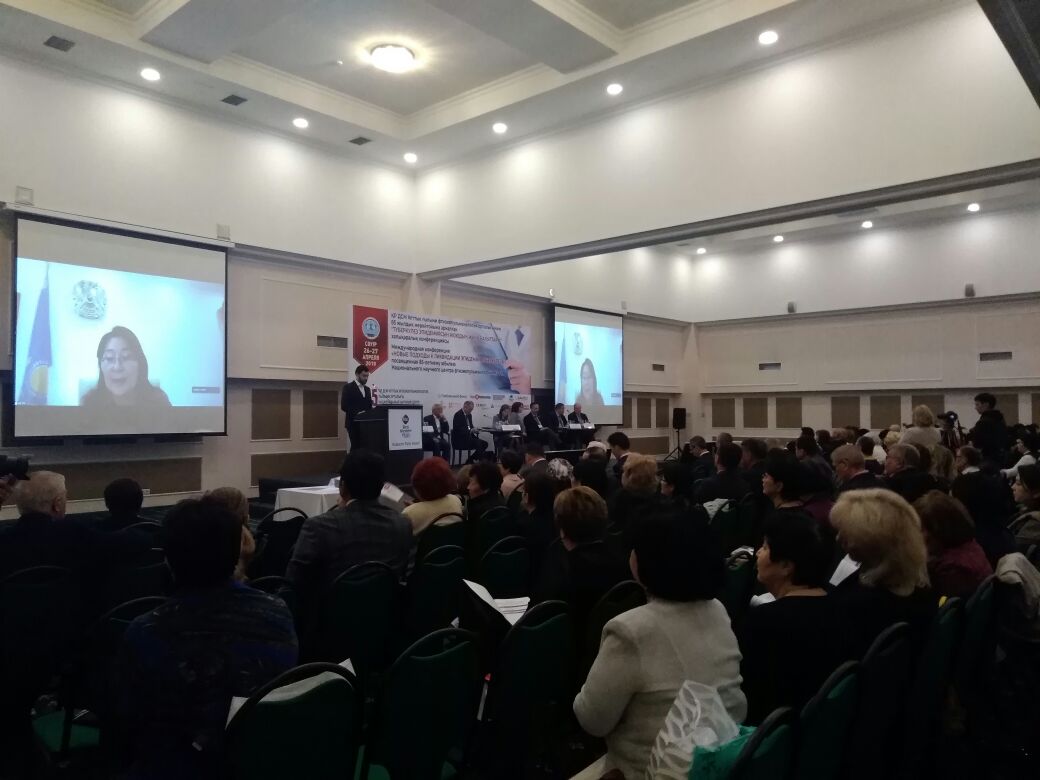 Almatyda «Týberkýlez epıdemııasyn joıýdyń jańa baǵyttary» atty halyqaralyq májilisi ótti