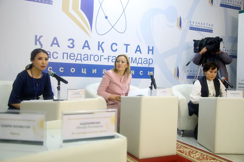 Qazaqstanda jas pedagog-ǵalymdardyń qaýymdastyǵy qurylady