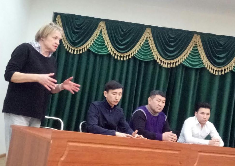 Qostanaıda qazaqsha kúresten «О́ner barysy» týrnıri ótedi