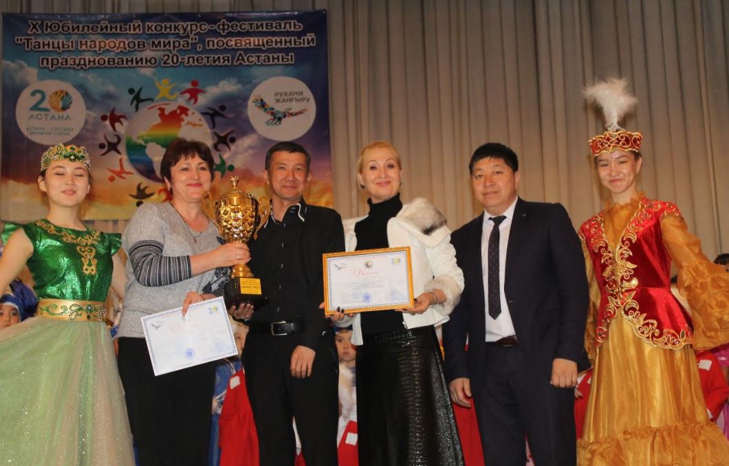 Semeıde «Álem halyqtarynyń bıi» atty X oblystyq konkýrs festıval ótti