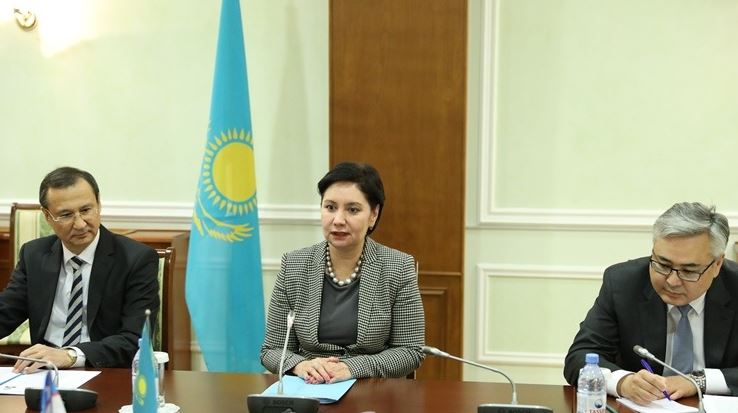 Gúlshara Ábdiqalyqova О́zbekstan Respýblıkasynyń elshisimen kezdesti