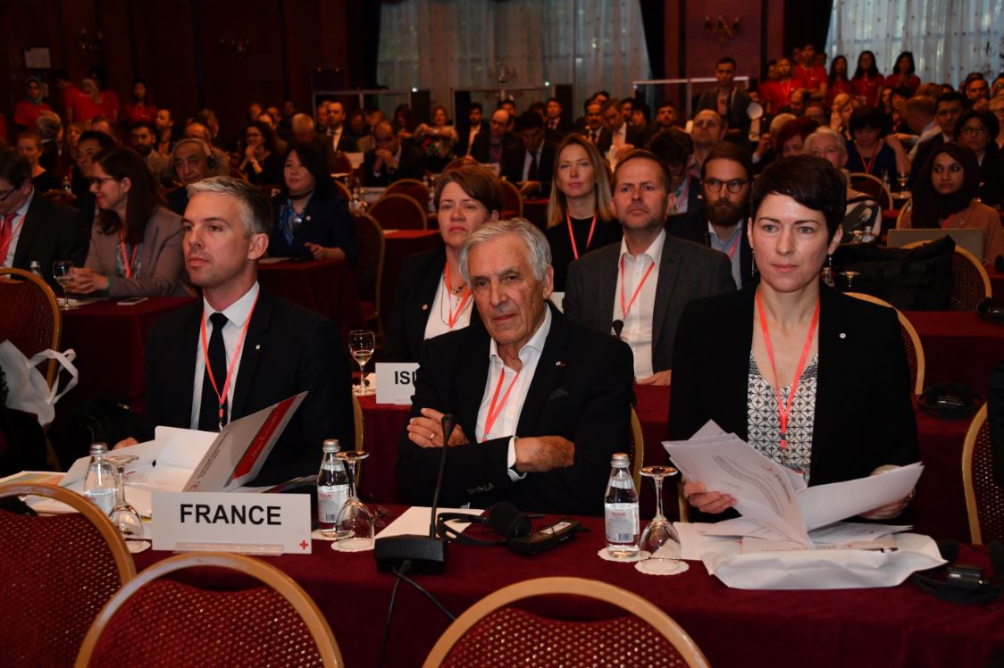 Almatyda 54 el Qyzyl Krest pen Qyzyl Jarty aıdyń halyqaralyq deklarasııasyn qabyldady