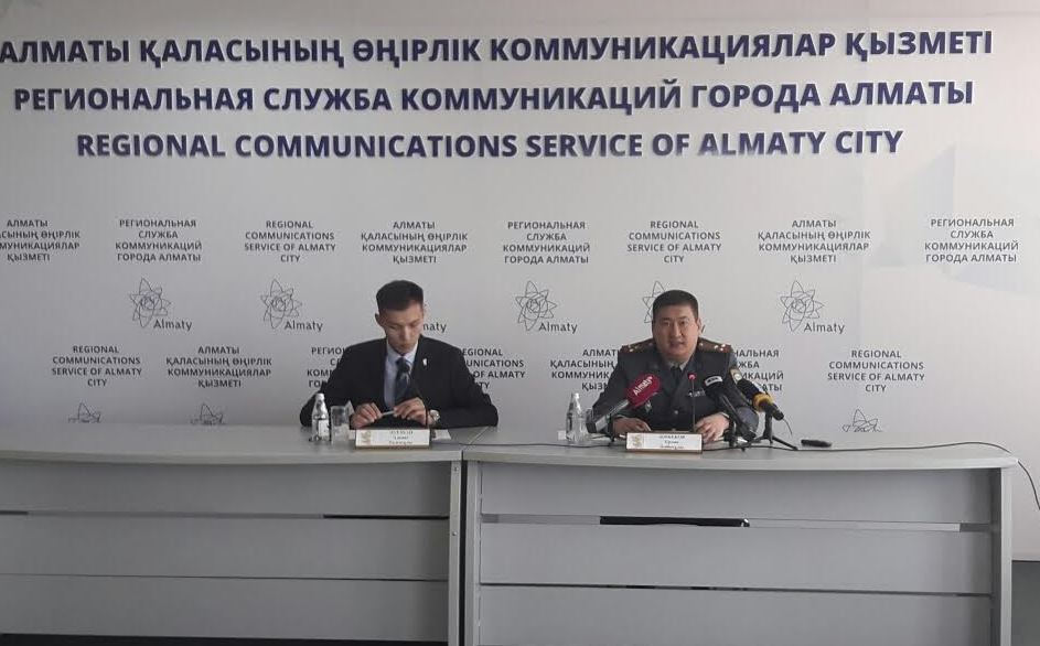 Almatyda 42 shaqyrymdyq aryqtar jóndelýde