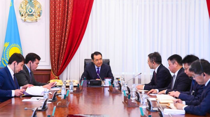 Úkimet úıinde yntymaqtastyq máseleleri talqylandy
