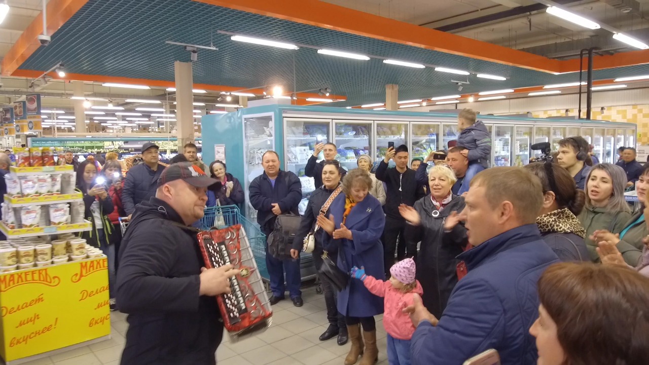 Semeıde áskerı ánderge arnalǵan  fleshmob ótti