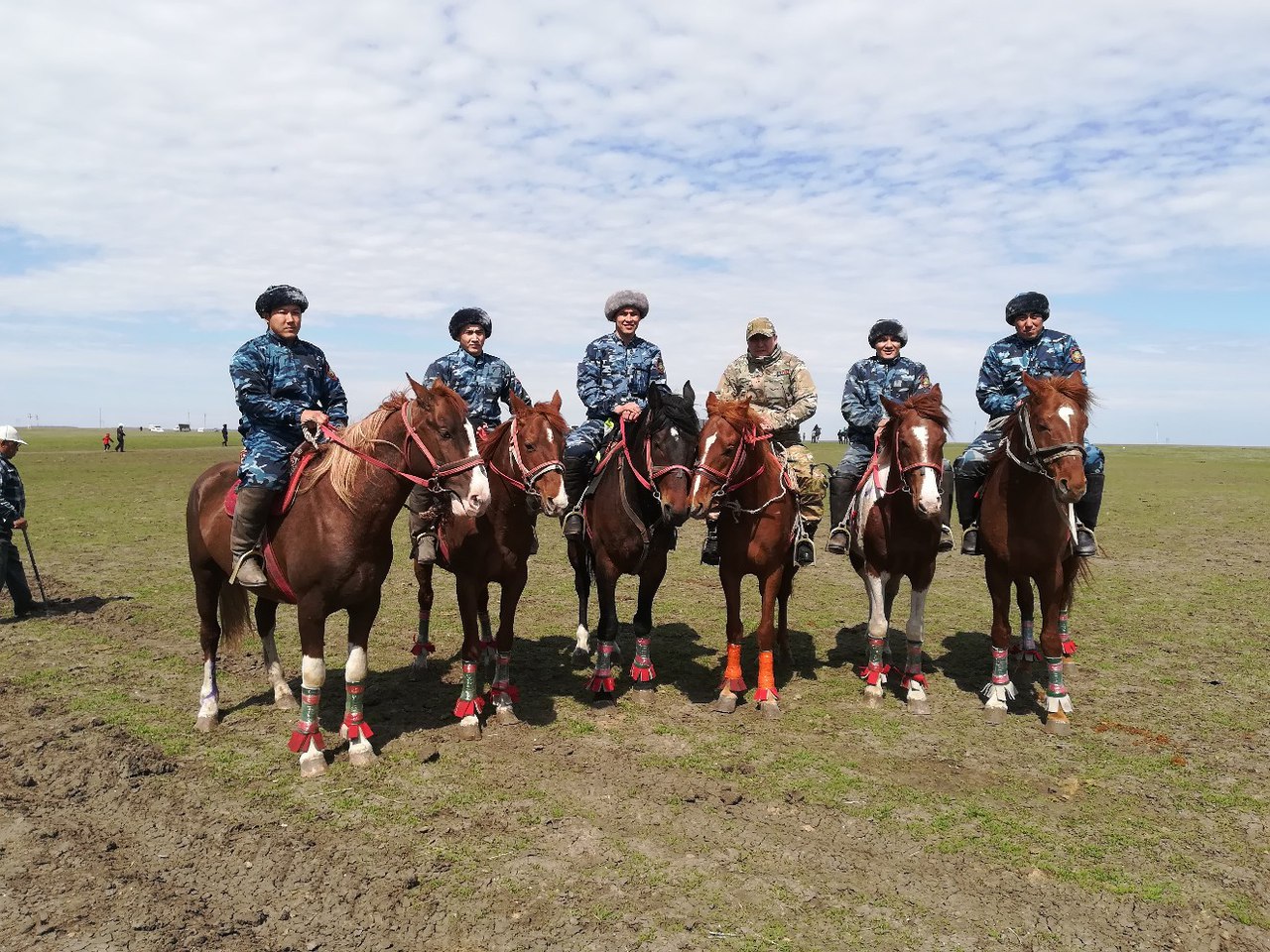 Qostanaılyq polıseıler úzdik kókparshylardyń qatarynan kórindi