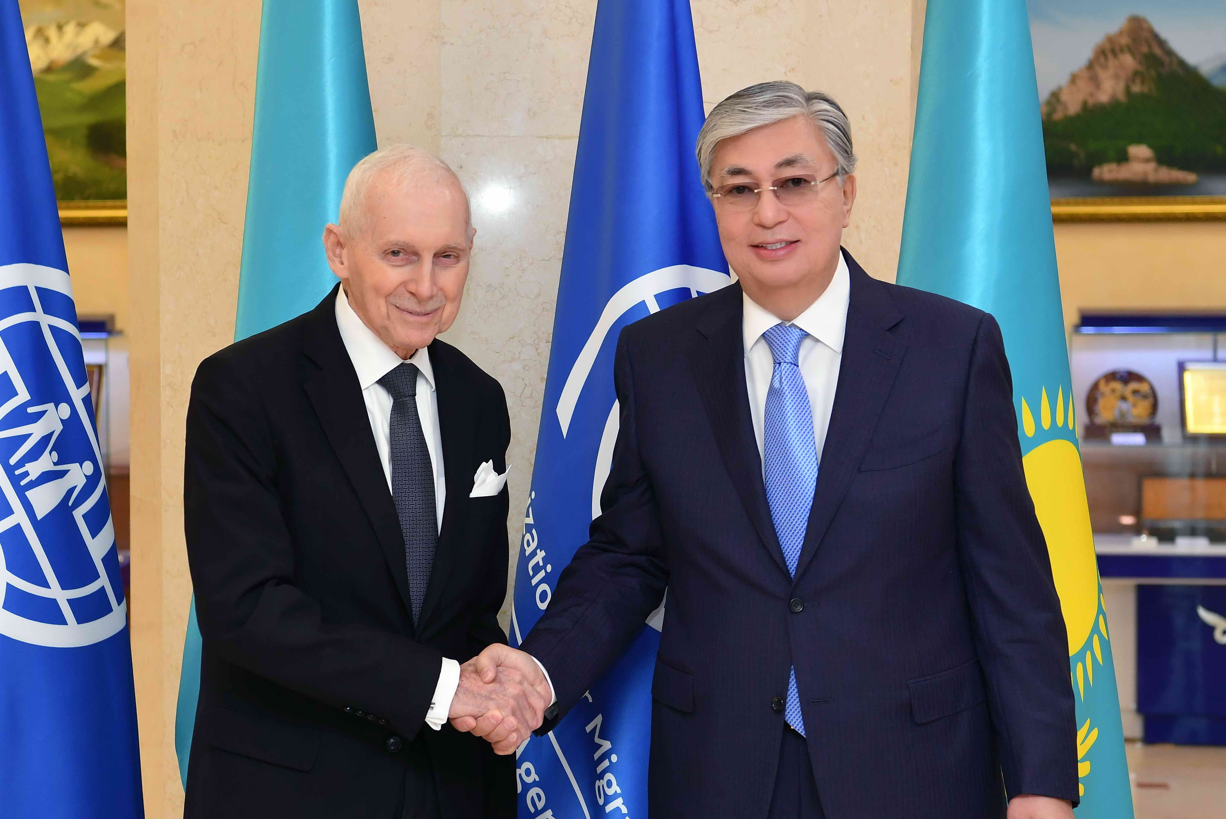 Senat tóraǵasy Halyqaralyq kóshi-qon uıymynyń basshysyn qabyldady