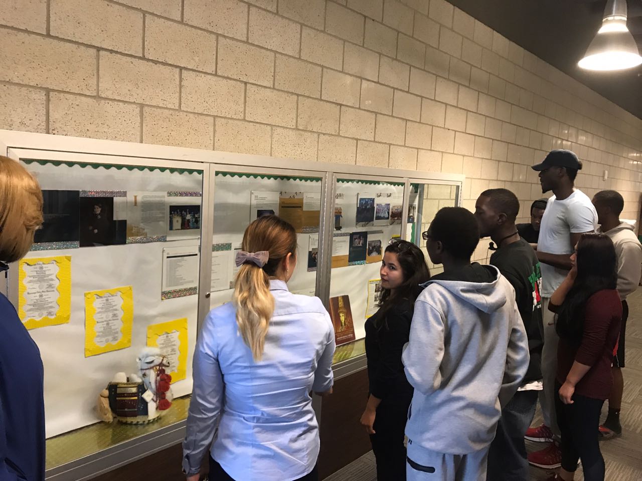 AQSh-tyń jetekshi oqý ornynda Qyzdar ýnıversıtetiniń arnaıy buryshy ashyldy