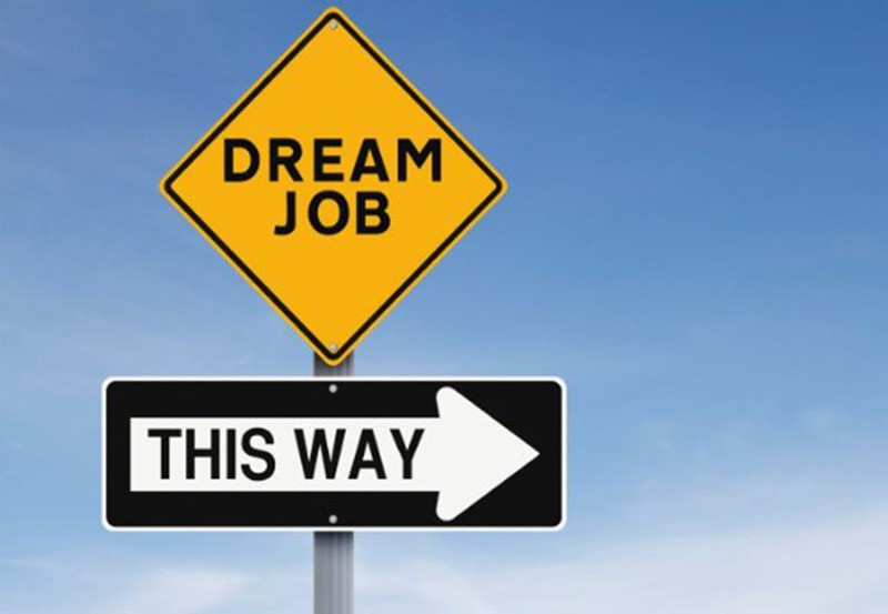 Astanada bes myńǵa jýyq bos jumys orny usynyldy