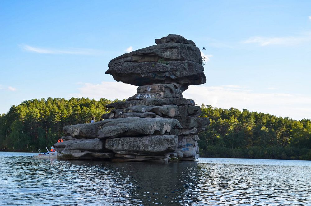 Ańyzǵa aınalǵan ataýlar