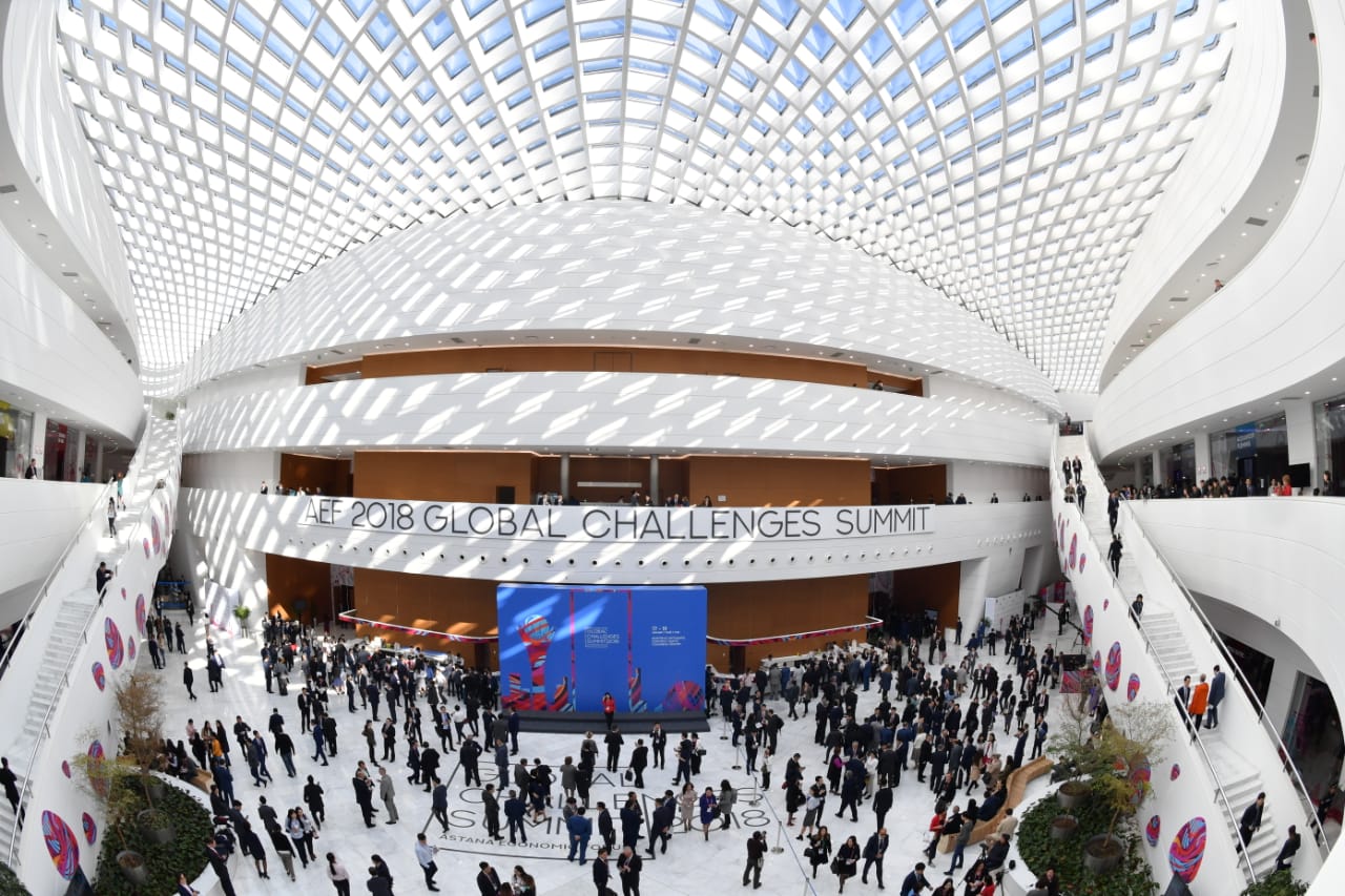 Memleket basshysynyń qatysýymen Astana ekonomıkalyq forýmy bastaldy