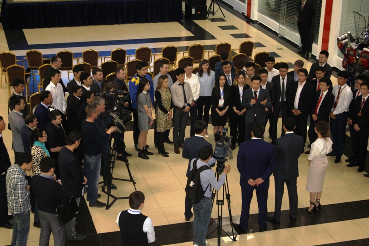 Otandyq ónertapqyshtar óz jobalaryn usyndy