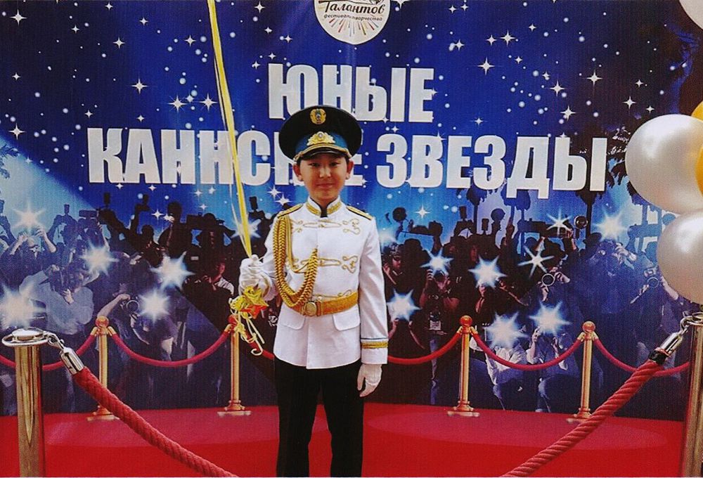 Nuráli О́teǵalıev «Kannyń jas juldyzdary» baıqaýynda jeńimpaz atandy