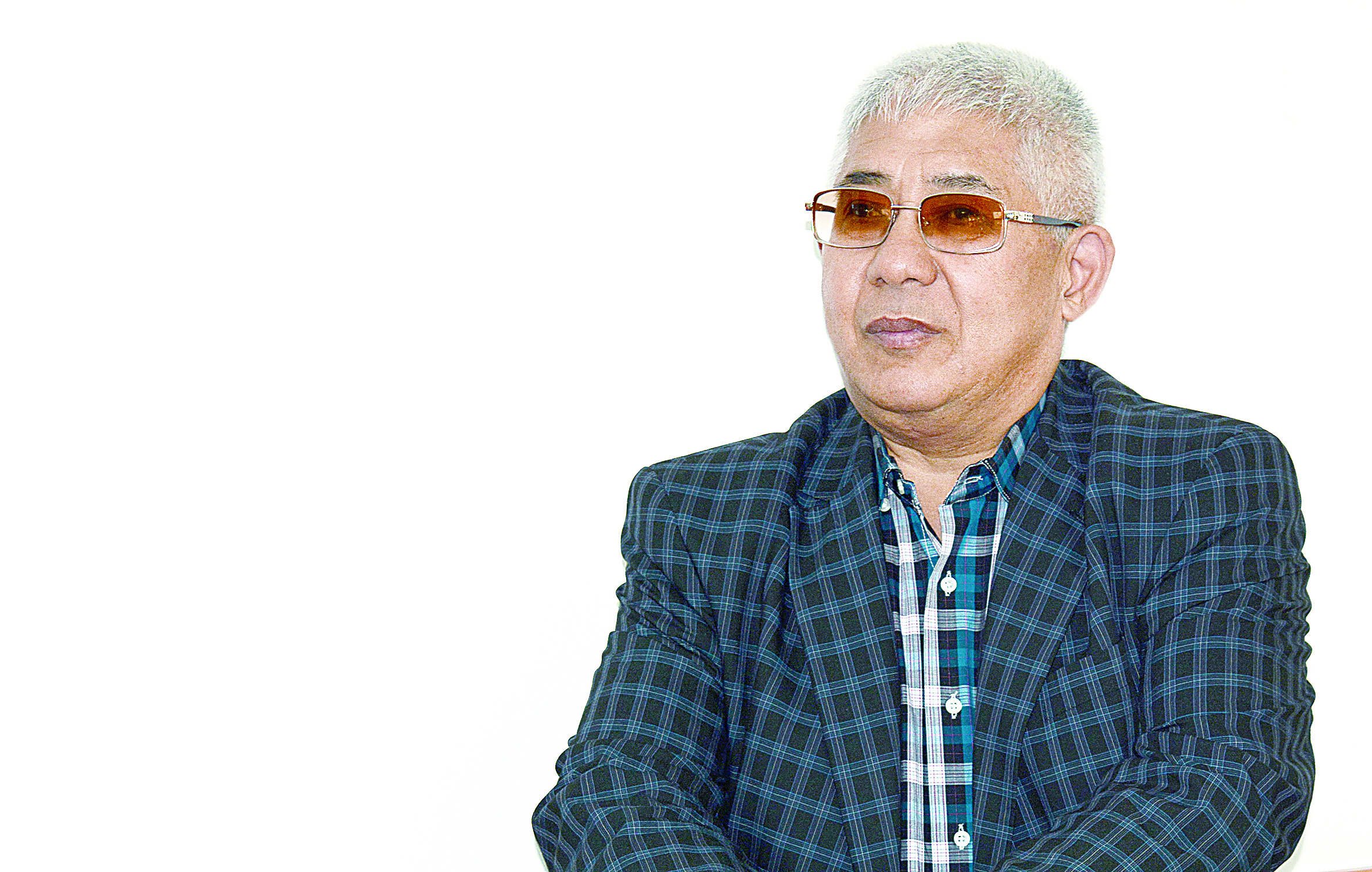 Qoldan jasalǵan qasiret