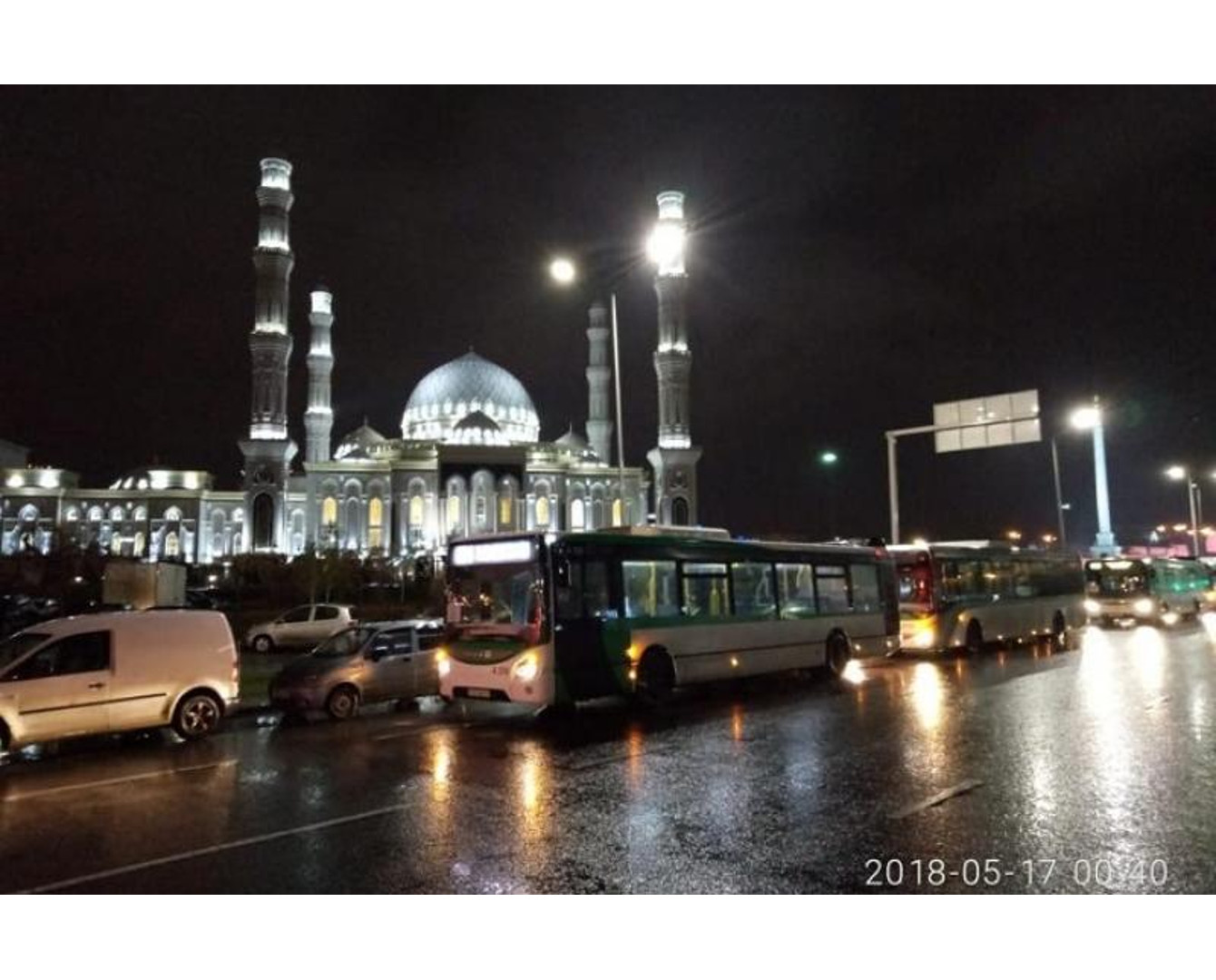 Ramazan aıynda Astana meshitterine avtobýstar tegin qatynaıdy