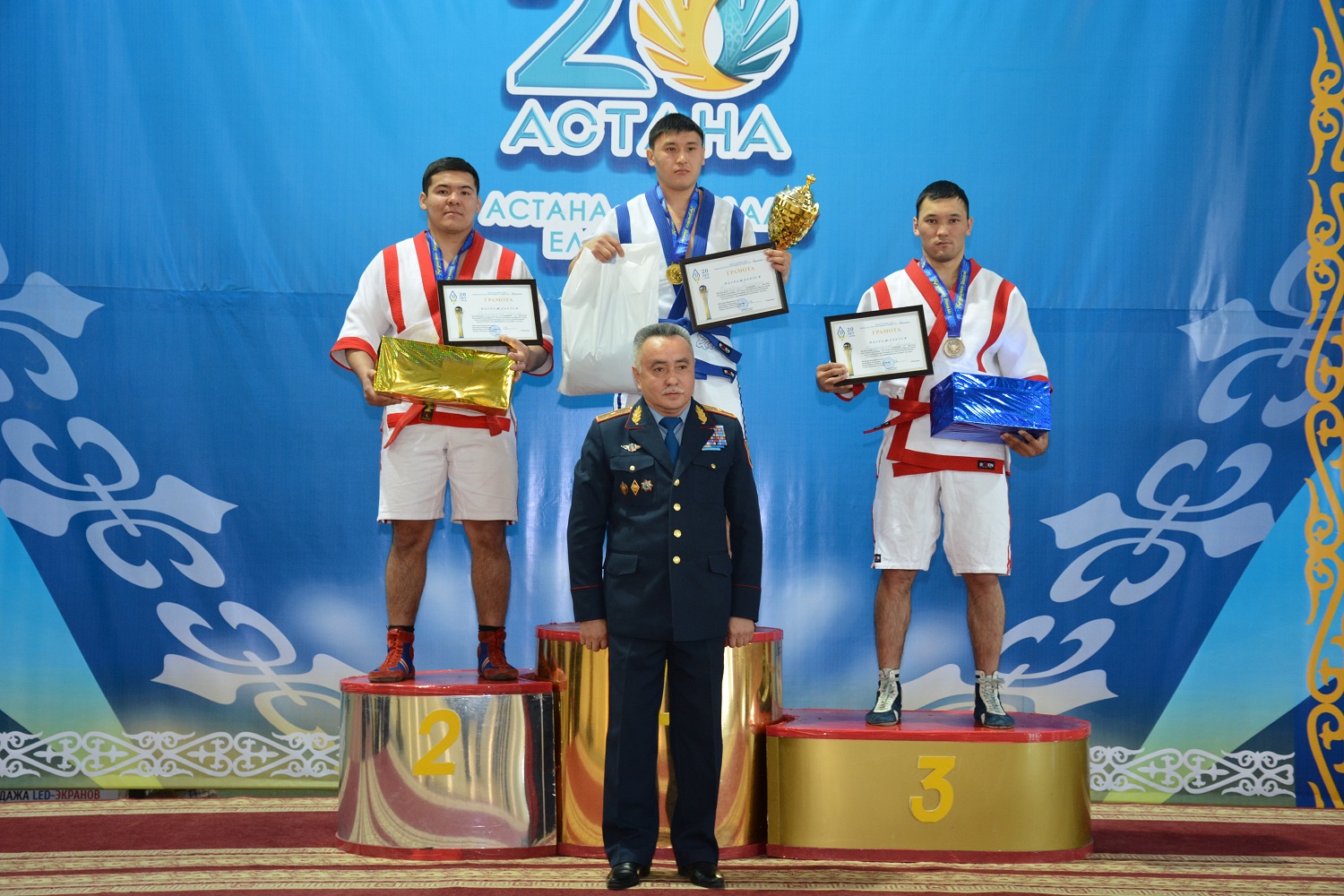 Soltústik Qazaqstanda qazaq kúresinen birinshilik ótti
