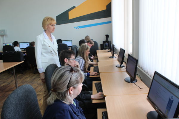 «Nur Otan» Atyraý men Pavlodarda IT-mamandaryn daıyndatyn IT-ortalyqtar ashty