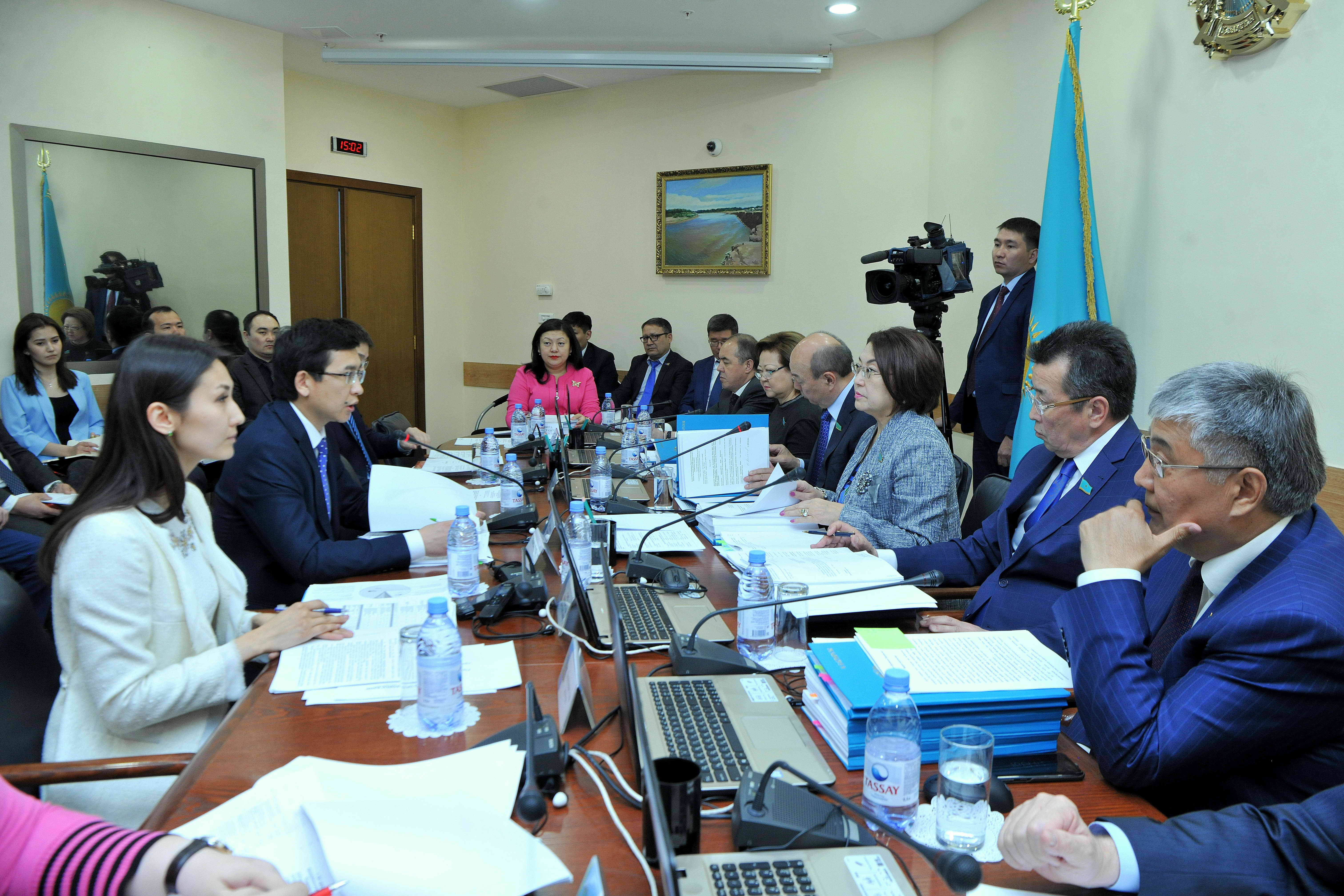 Qazaqstan men Halyqaralyq QQDB arasyndaǵy Qaryz týraly kelisim týraly zań jobasy qaraldy