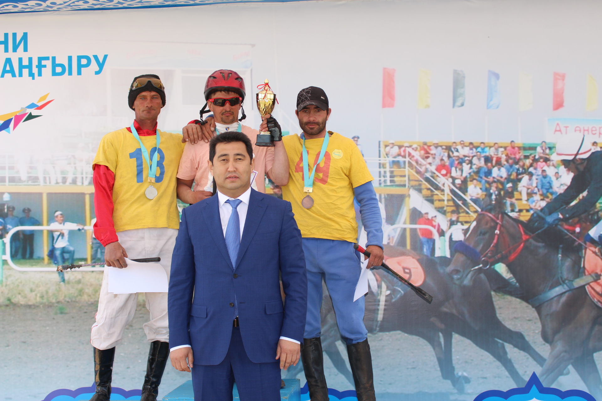 Soltústik Qazaqstanda jazǵy at jarysy maýsymy ashyldy