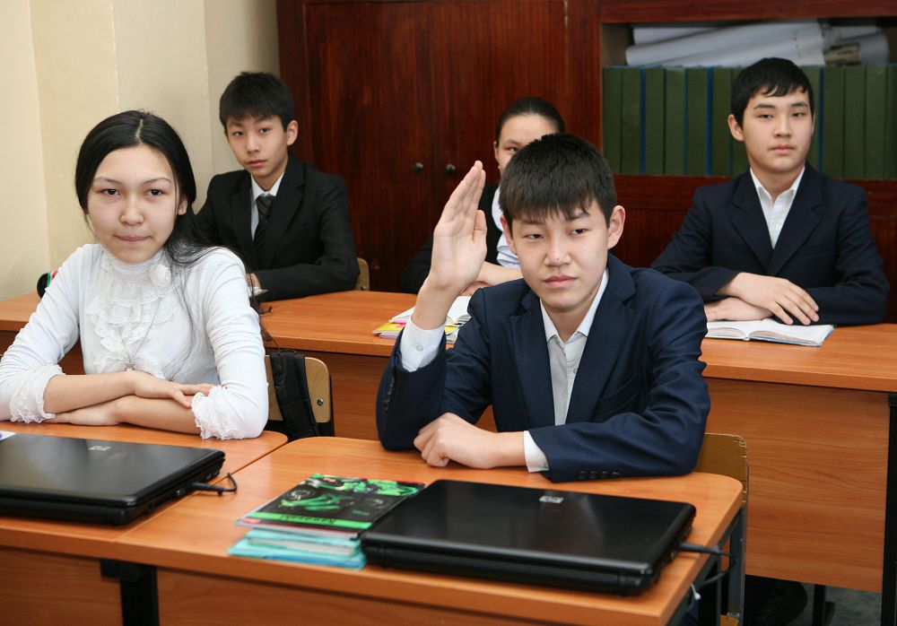 Qostanaıdyń keı aýdandarynda túlekterdiń UBT-ǵa qatysýy 50 paıyzdan aspaıdy