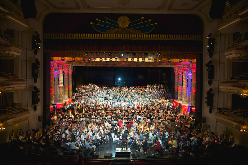 Astanada «Uıǵyr muqamynyń saryny» atty eske alý keshi ótti