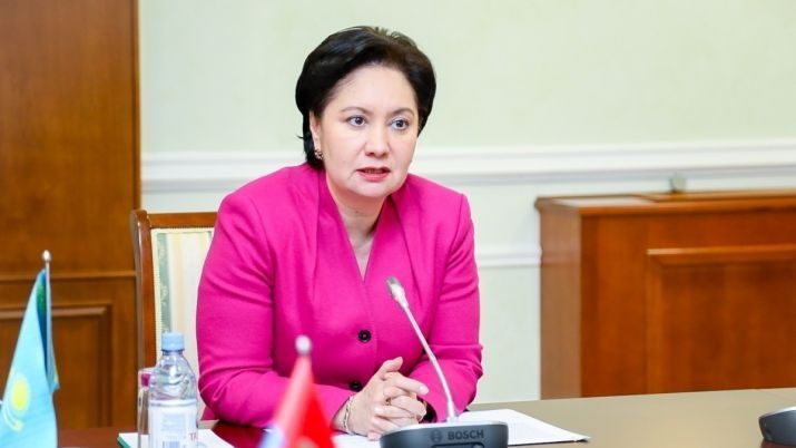 Shetelde kadrlar daıarlaý jónindegi respýblıkalyq komıssııanyń otyrysy ótti