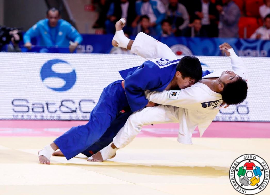 Qazaqstan quramasy dzıýdodan Qytaı Gran Prıinen 3 medal aldy