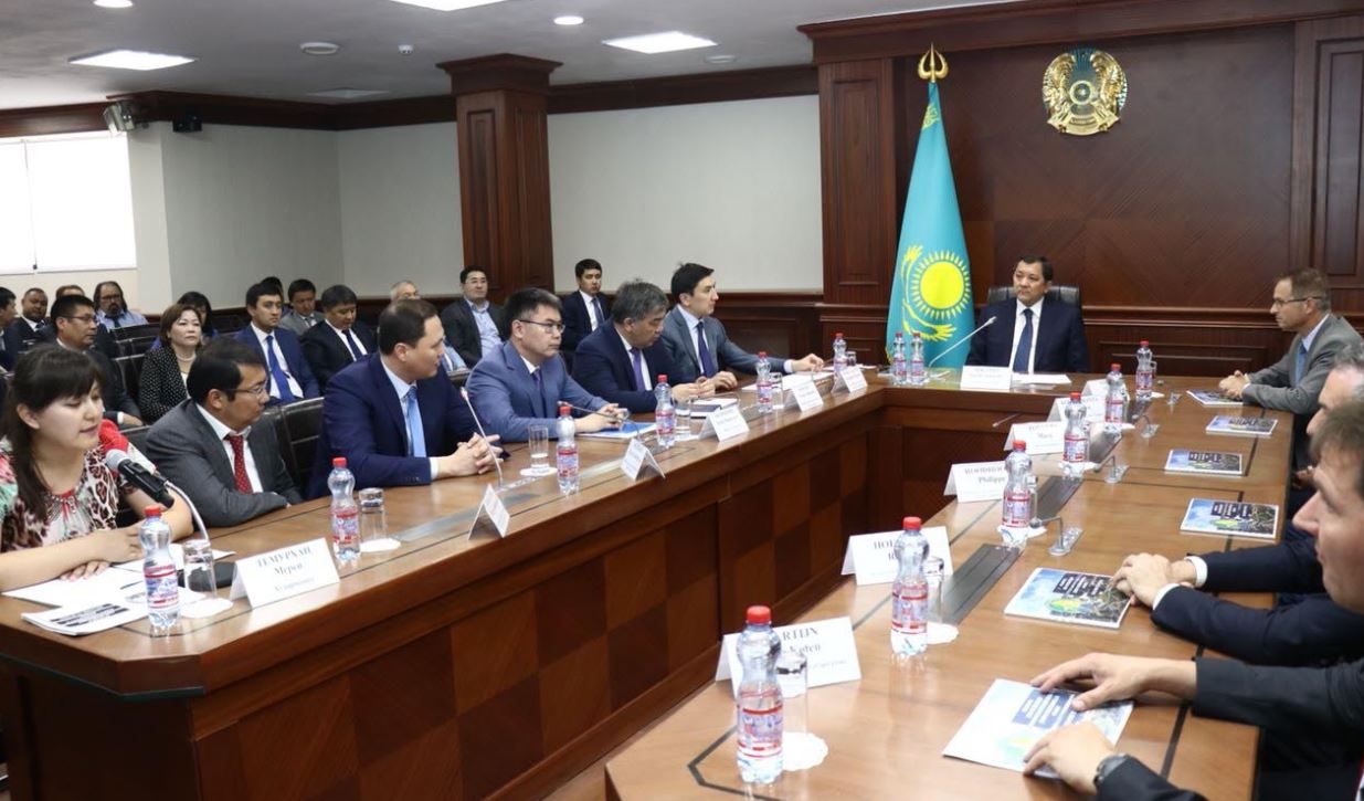 BAÁ ınvestorlary Atyraý oblysynda jobalardy iske asyrýǵa qyzyǵýshylyq tanytty