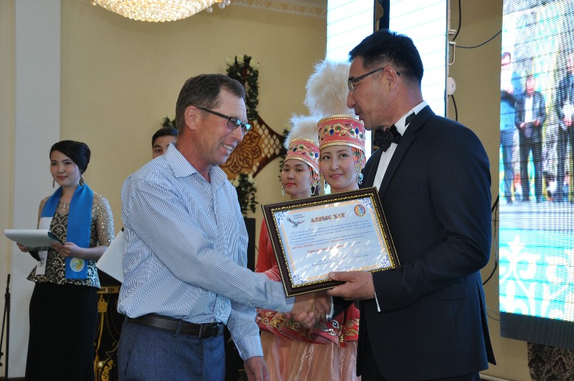 Batys Qazaqstannyń Aqjaıyq aýdanynda jerlester forýmy ótti