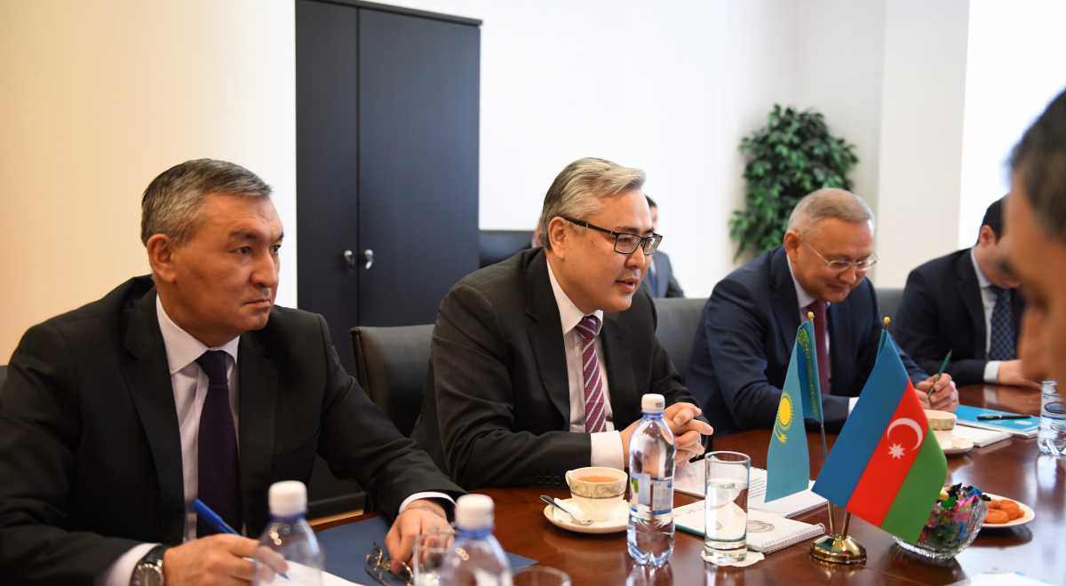Qazaqstan men Ázerbaıjan syrtqy ister mınıstrlikteri konsýltasııalar ótkizdi