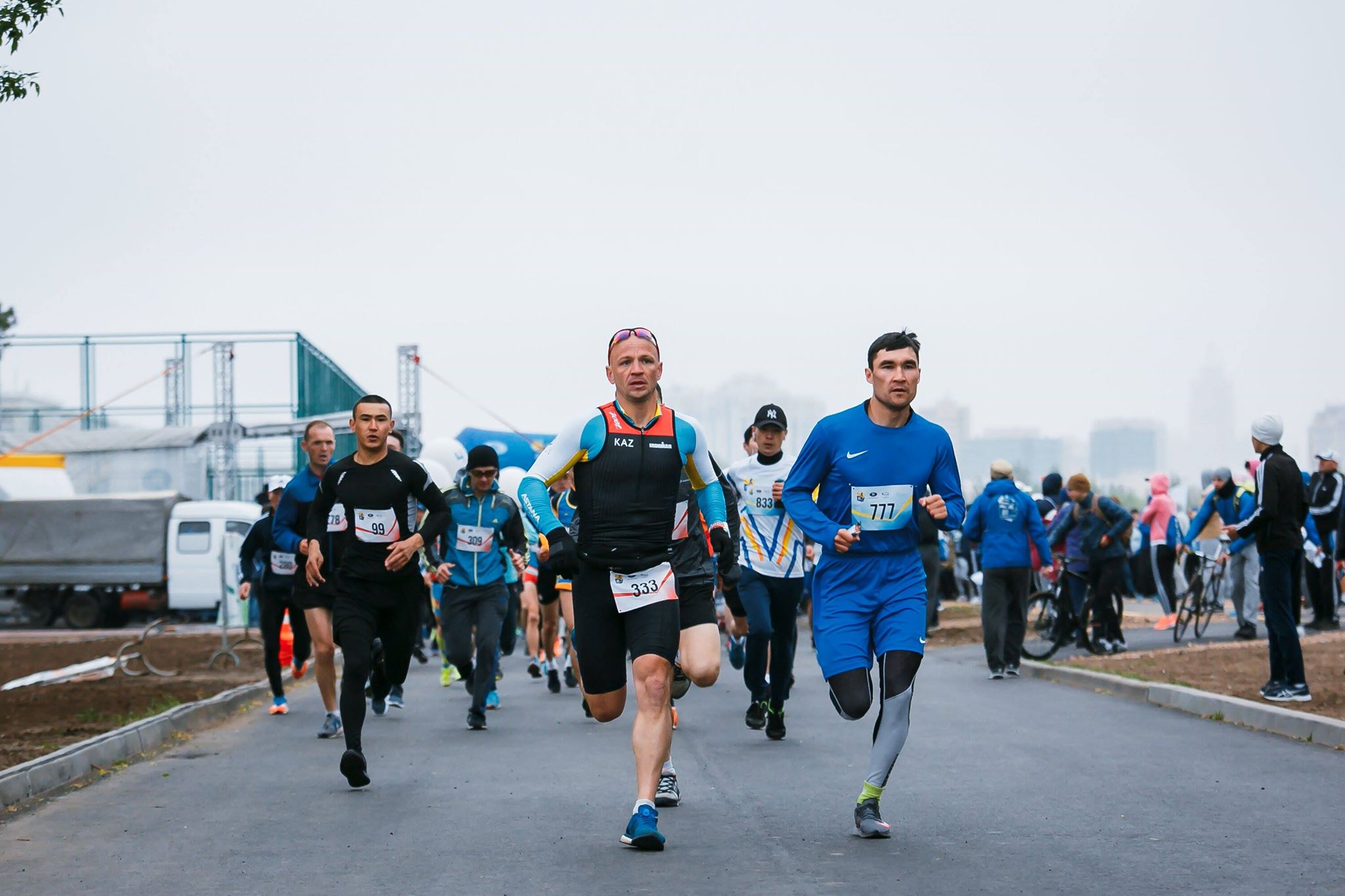 BI Marathon-ǵa álemniń 20 elinen 7200 adam qatysty