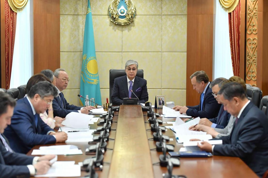 Q.Toqaev: maýsymda zań shyǵarý jumystary qyza túsedi