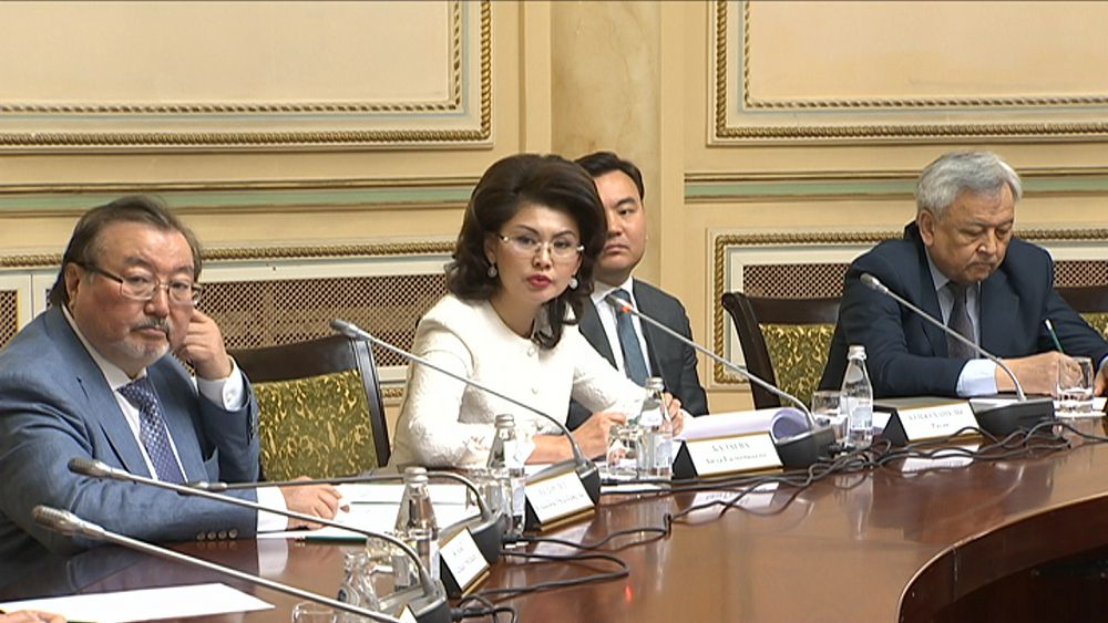 Qazaq ádebıeti álem nazaryna usynylady