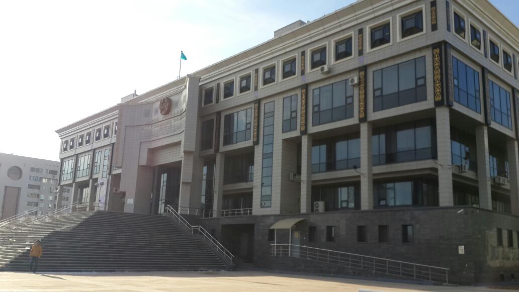 Astanada «Altyn tuǵyr – 2018» atty úsh tomdyq ádebı jınaǵynyń tusaýkeser saltanaty ótti