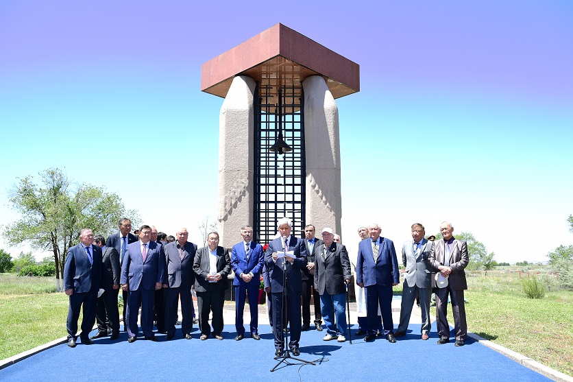 Almaty oblysy qýǵyn-súrgin qurbandaryn aza tutty