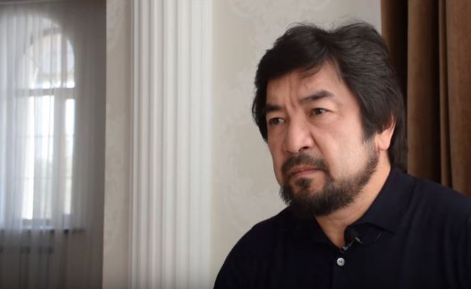 Bekbolat Tileýhan: Qazirgi qazaq ǵasyr kóshinen qalmaýy kerek