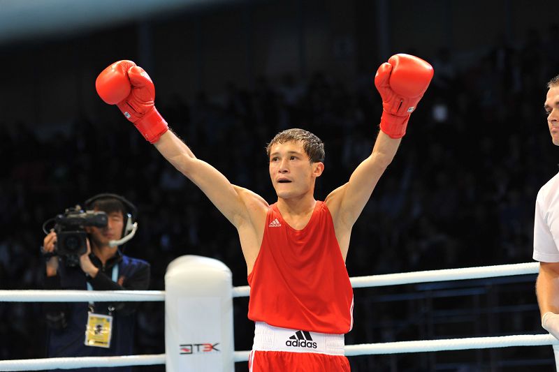 Birjan Jaqyp, álem chempıony: Men sizderden keshirim suraımyn