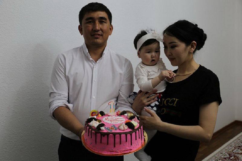 18 mıllıonynshy turǵyn 1 jasqa toldy