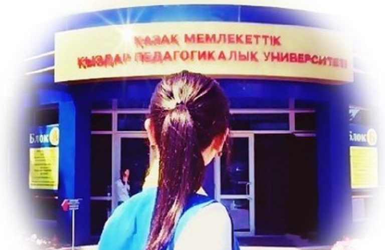 Qyzdy tárbıeleý – ultty tárbıeleý