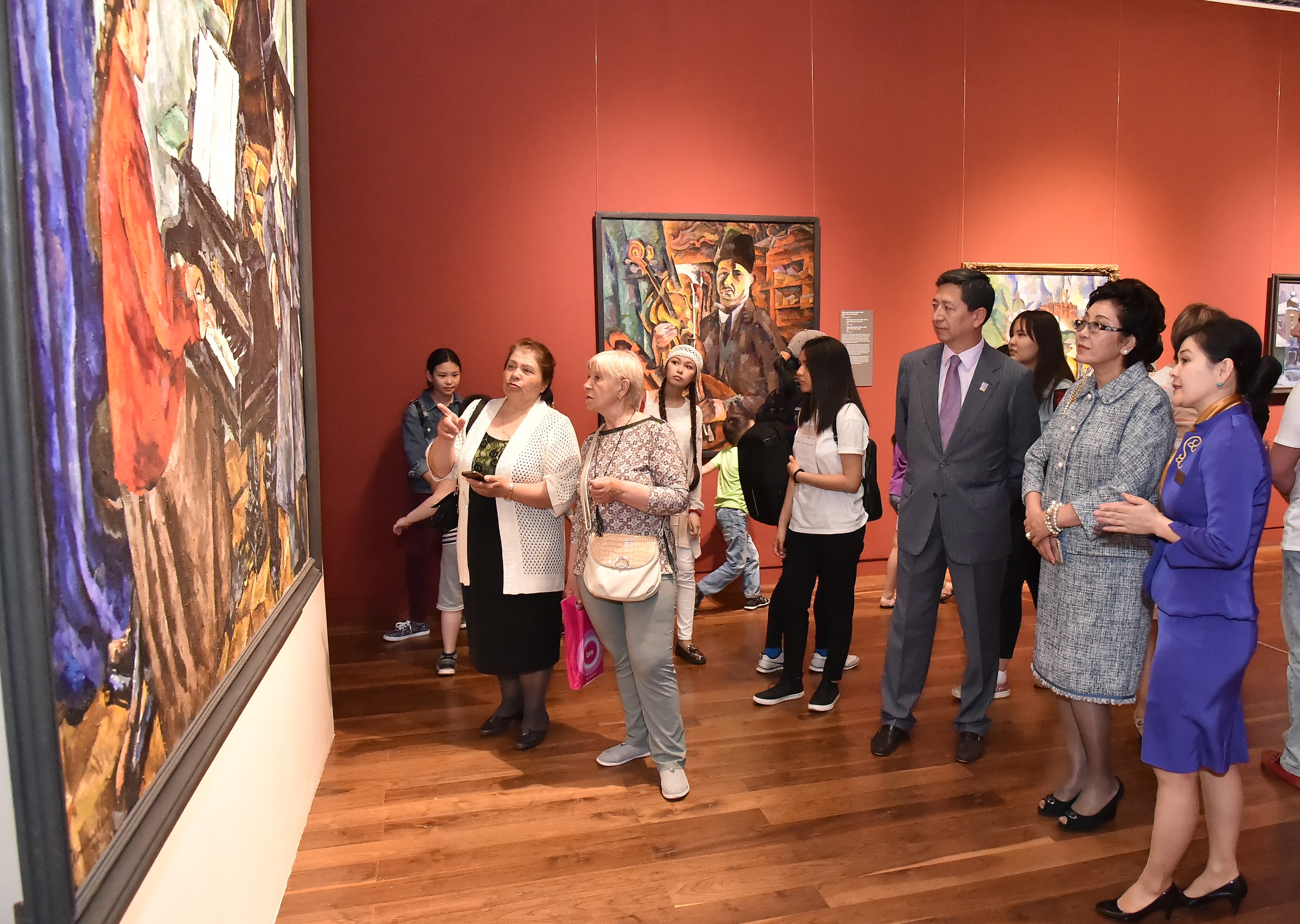 Astanada «Beıbitshilik jáne meıirimdilik sımfonııasy» atty kórme ashyldy