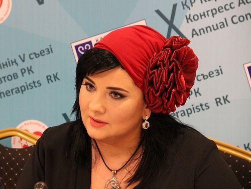 Qazaqstan «Qyzyl túske kıin!» naýqanyna qosyldy