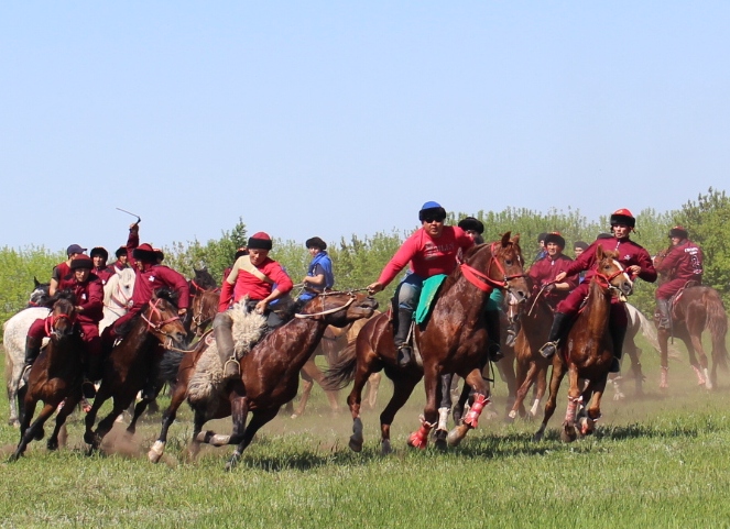 Soltústik Qazaqstanda ulttyq sport túrlerinen spartakıada bastaldy