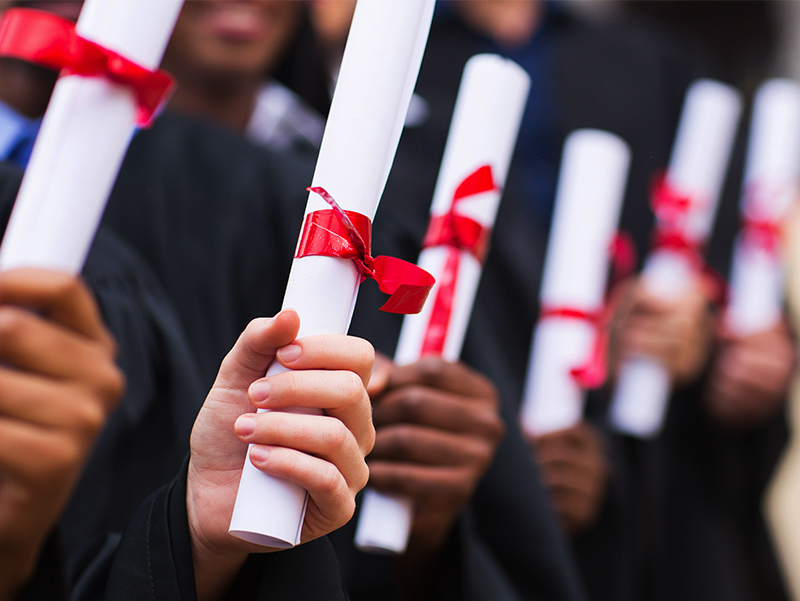 Doktorantýraǵa qabyldaý talabyn ózgertý qajet - Senat depýtaty