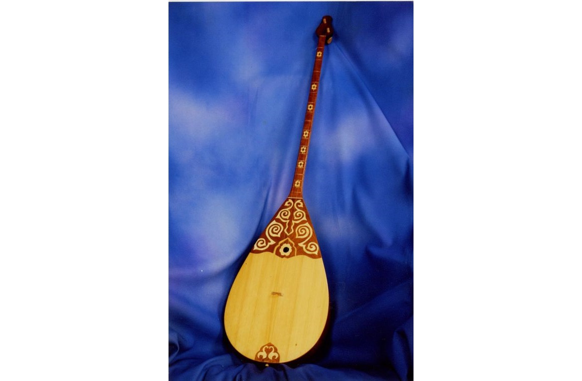 1 shildede Astanada Ulttyq dombyra kúni atap ótiledi