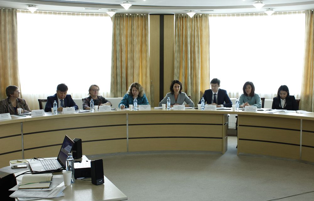 Densaýlyqqa jumsalatyn qarjy jyl saıyn ósip keledi