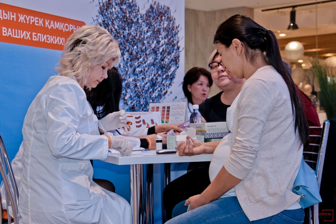 SANTO kompanııasy «О́mir yrǵaǵy» atty skrınıngter serııasyn ótkizdi