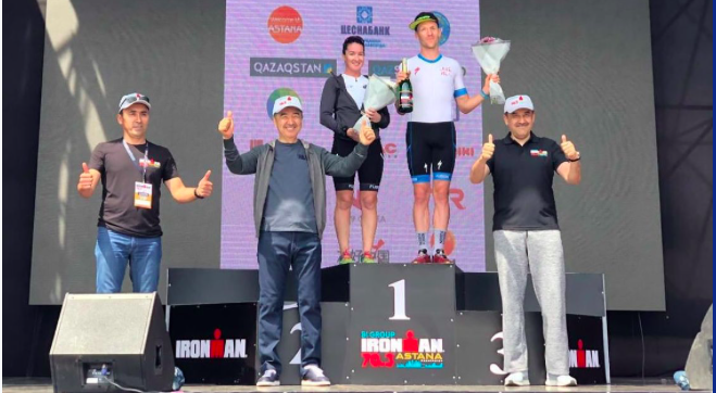 IRONMAN 70.3 trıatlonnan halyqaralyq chempıonattyń birinshi jeńimpazdary marapattaldy