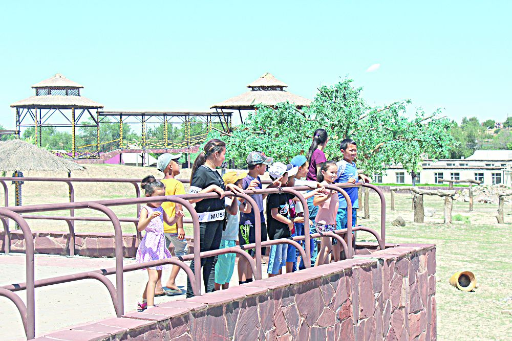 Shymkent zoo­lo­gııalyq saıabaǵynda «Af­rıka» aımaǵy ashyldy